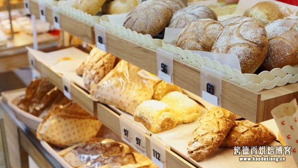 省时省力还非常好吃,面包不用揉出膜也好吃