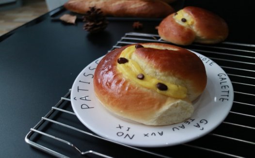 超软乳酪蜜蜜豆软欧包制作方法