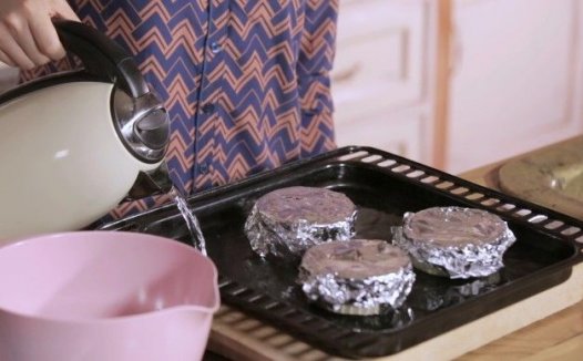 零基础烘焙入门：烘焙烤盘烤架怎么挑选？