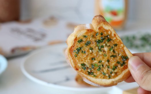 蒜香法棍片 制作方法