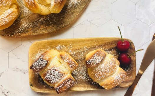 奶油练乳餐包 制作方法