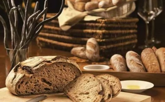 能减肥的面包，减肥食谱，如何把面包正确地纳入你的减脂计划中？