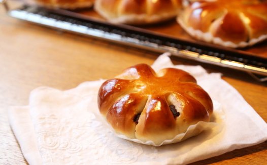 香软可口的花式豆沙面包 制作方法