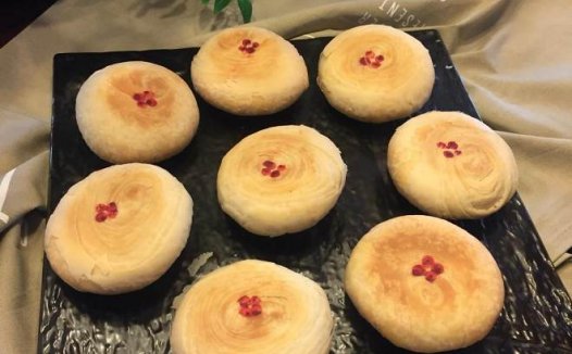 【苏式月饼的做法步骤图，苏式月饼怎么做好吃】驴妈咪-制作