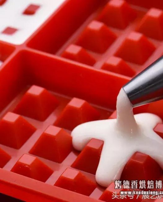 烘焙小课堂│铂金硅胶模具如何使用和保养?